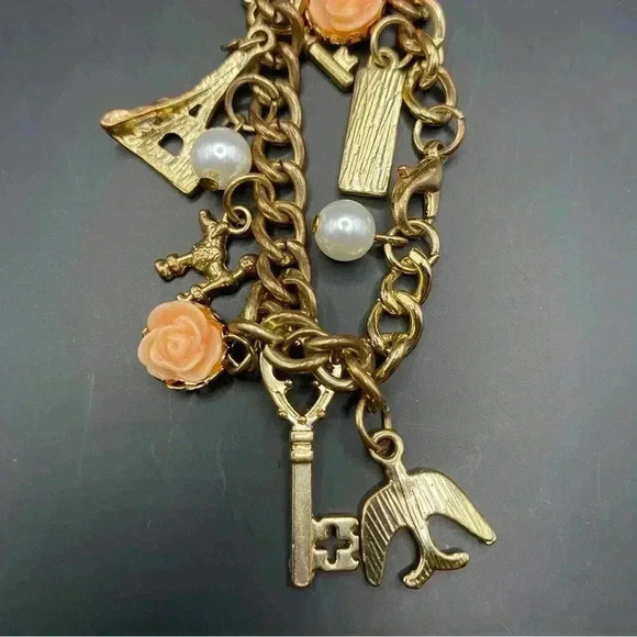 VGT Eiffel Tower & Floral Design Gold-tone Charm Stretch Bracelet for Girls - Picture 5 of 8